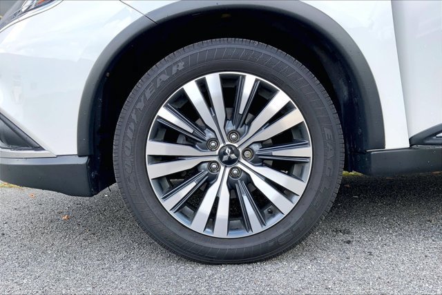 Used 2019 Mitsubishi Outlander GT AWD/4WD image 8