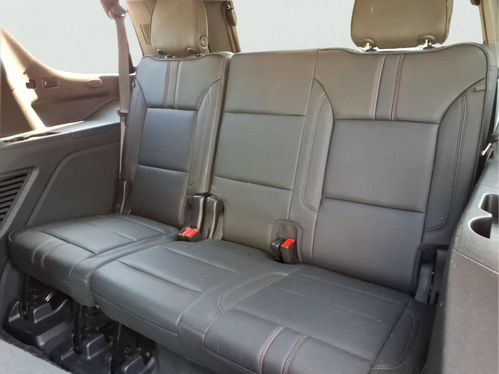 Used 2022 Chevrolet Tahoe RST w/ Luxury Package AWD/4WD image 21