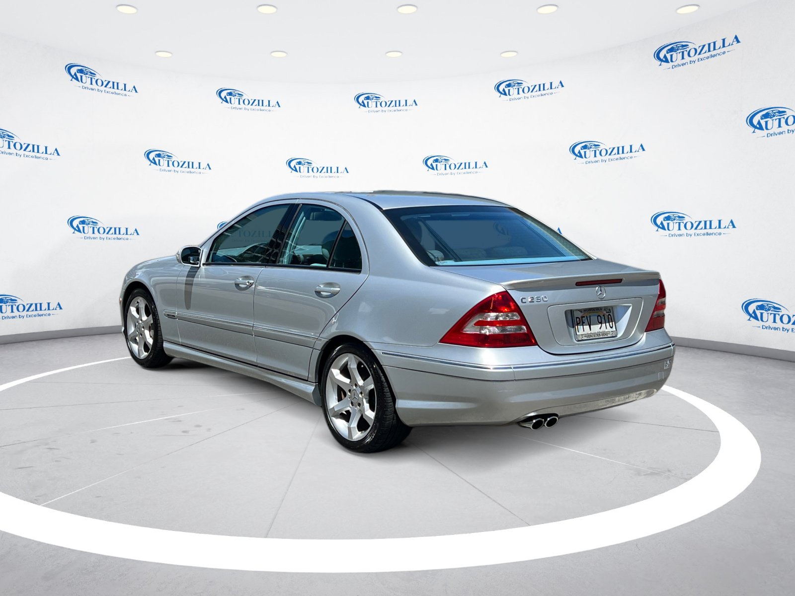 Used 2007 Mercedes-Benz C 230 Sedan image 3