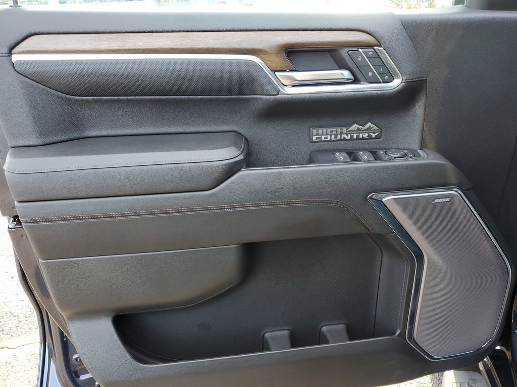 Used 2024 Chevrolet Silverado 1500 High Country image 21