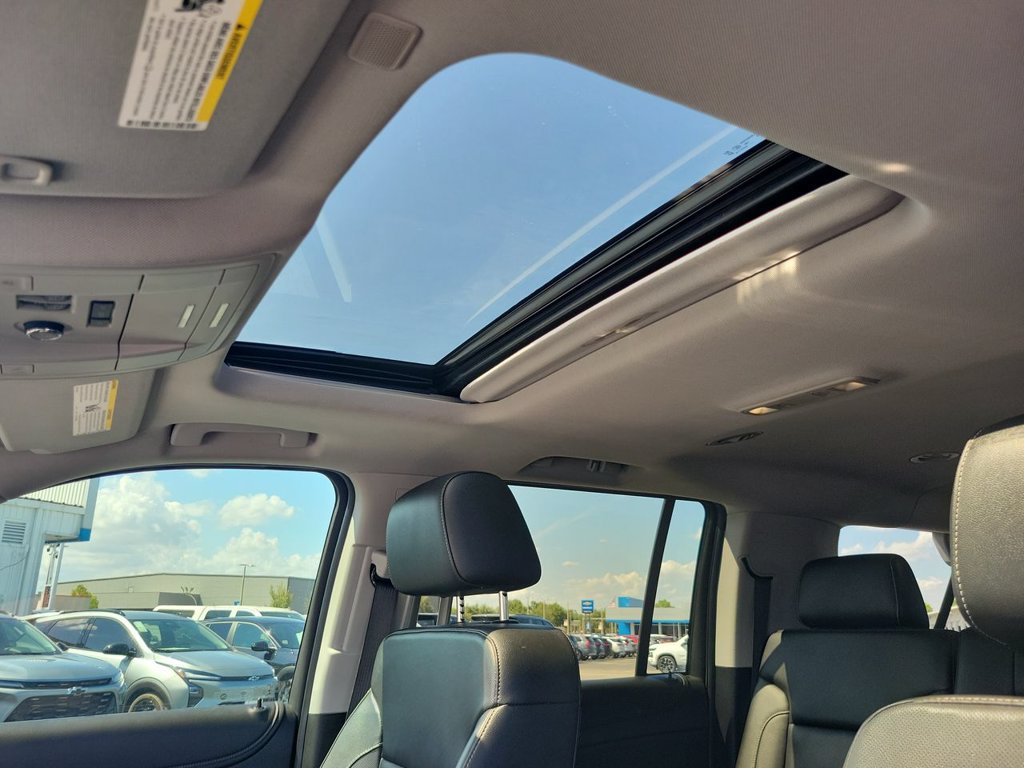Certified 2019 Chevrolet Suburban Premier RWD image 19
