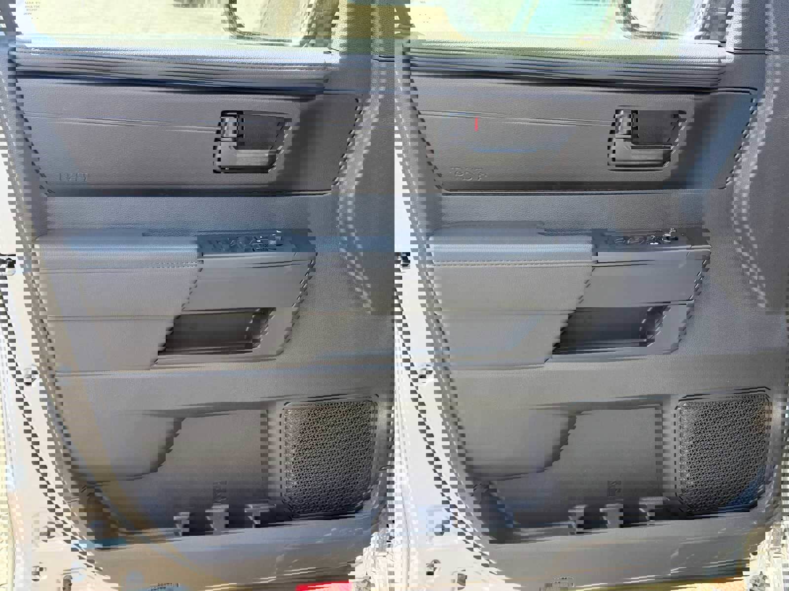 New 2026 Toyota Tundra SR image 7