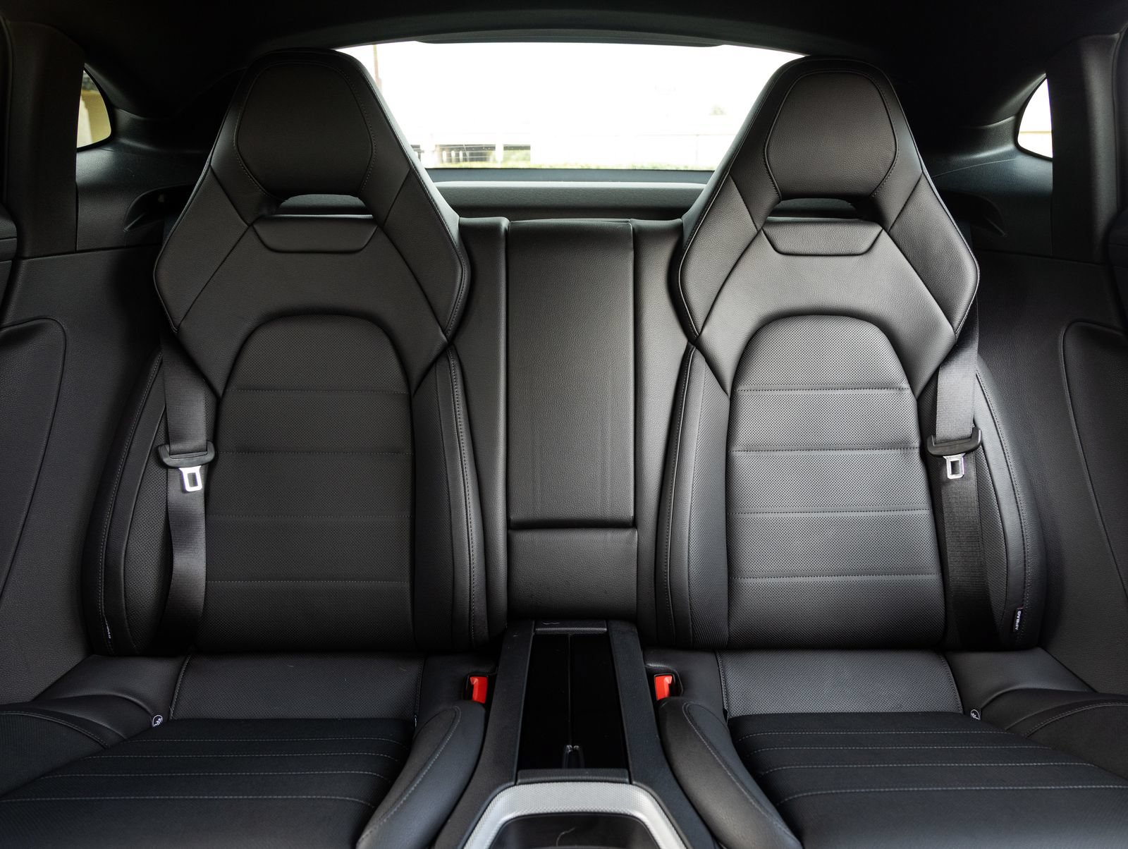 Certified 2025 Porsche Panamera image 29