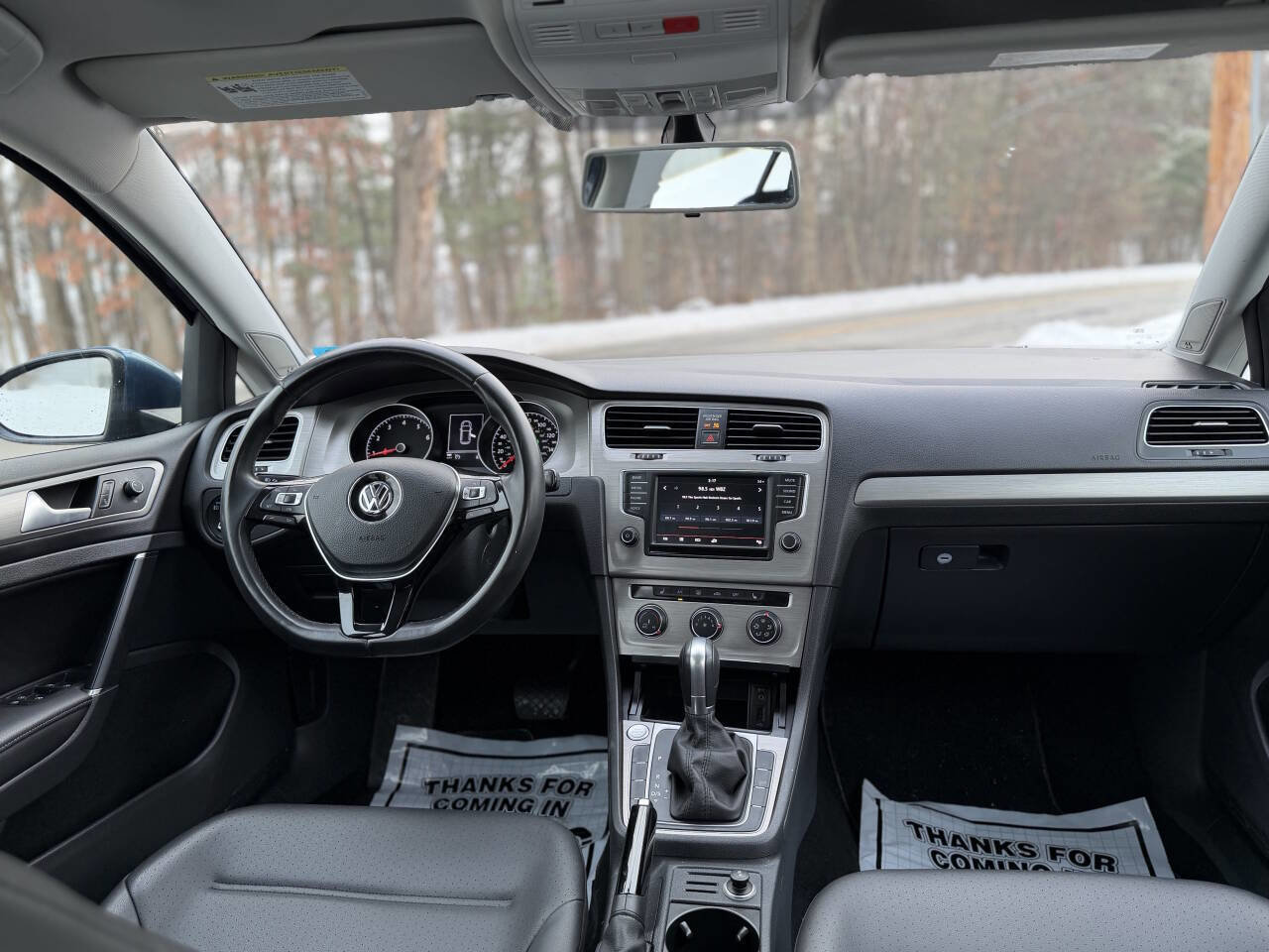 Used 2016 Volkswagen Golf SE image 17