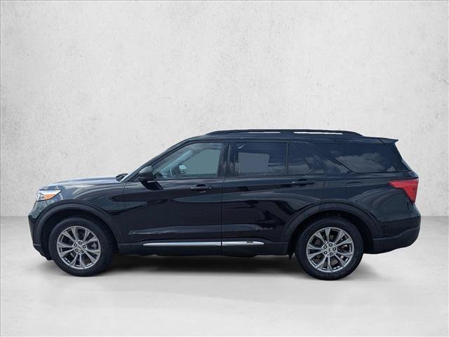 Used 2022 Ford Explorer XLT w/ Equipment Group 202A RWD image 8