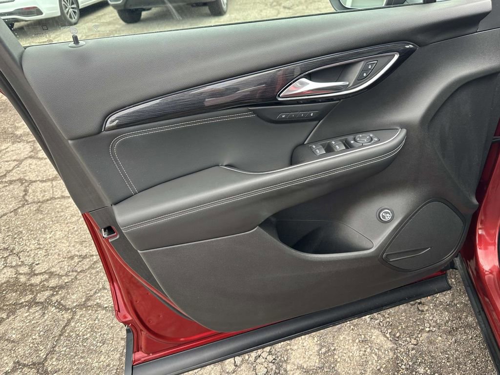 Certified 2023 Buick Envision Essence image 17