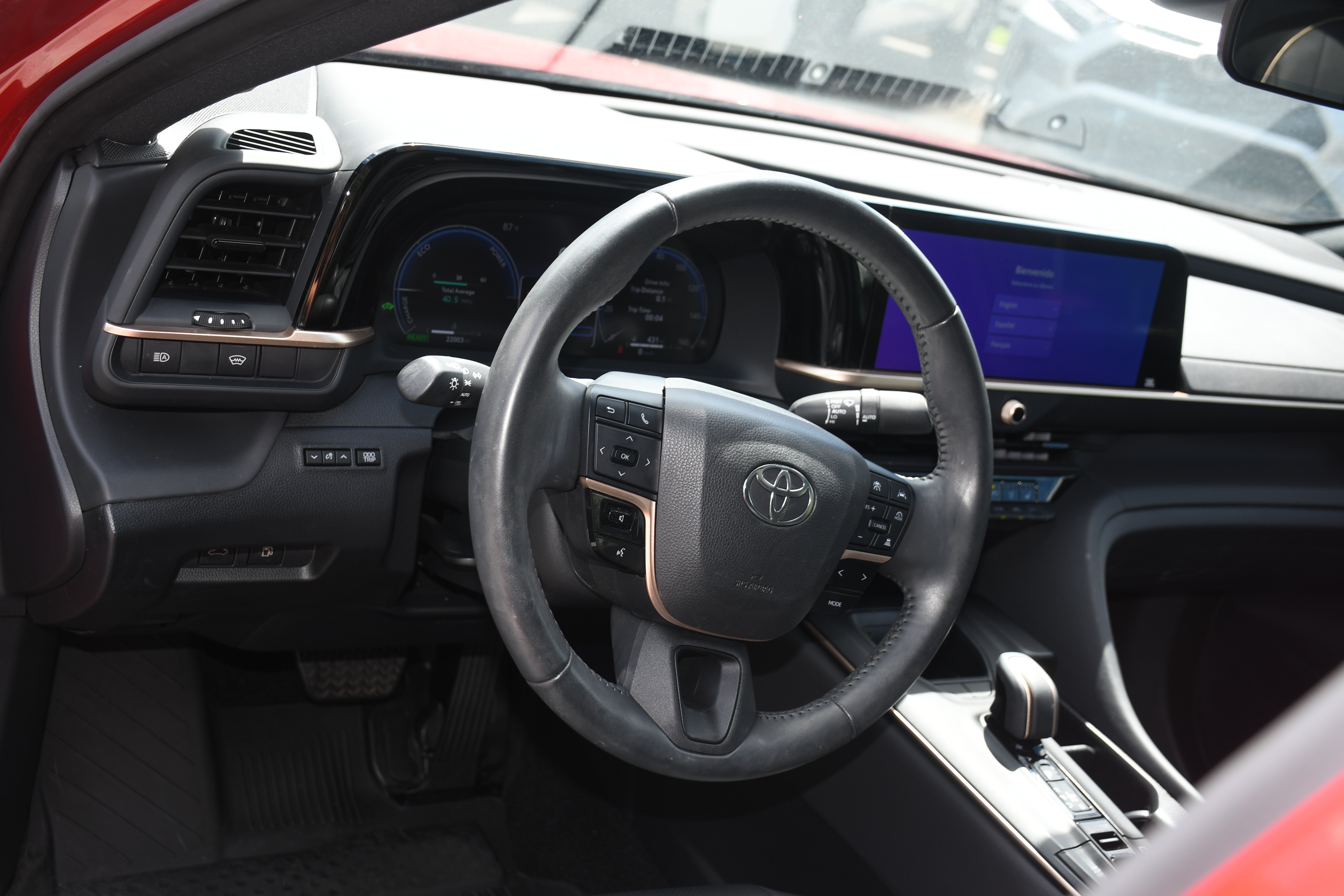 Certified 2023 Toyota Crown AWD/4WD image 9