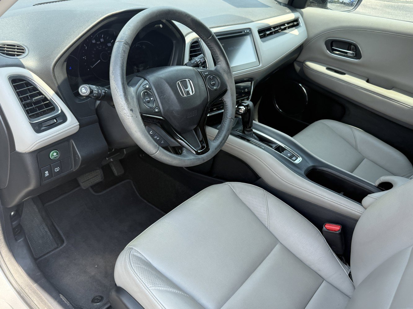 Used 2017 Honda HR-V EX-L image 10