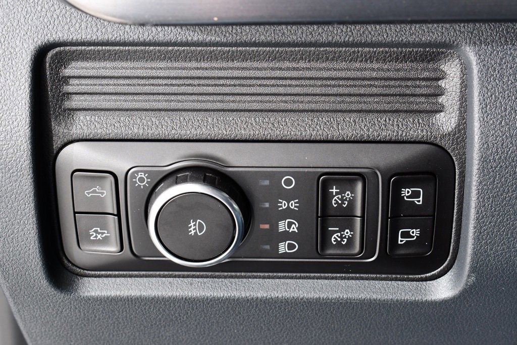 New 2026 Ford F350 Lariat w/ Black Appearance Package image 33