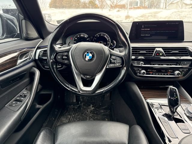 Used 2017 BMW 540i xDrive image 16