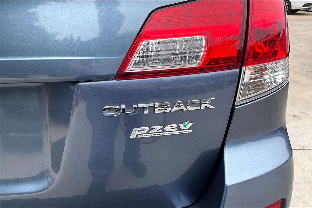 Used 2014 Subaru Outback 2.5i Premium w/ Moonroof Package AWD/4WD image 7