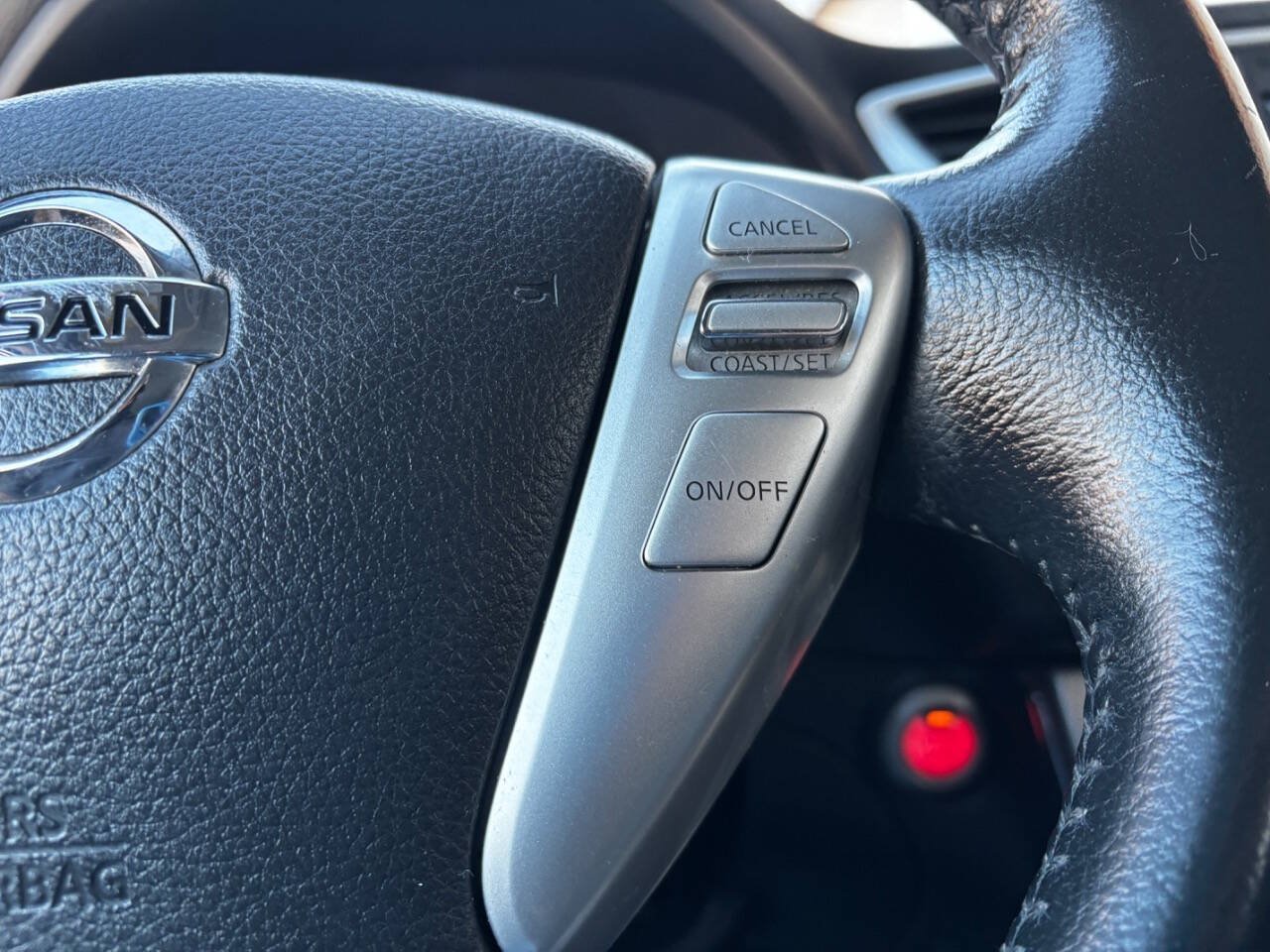 Used 2015 Nissan Sentra SR FWD image 21