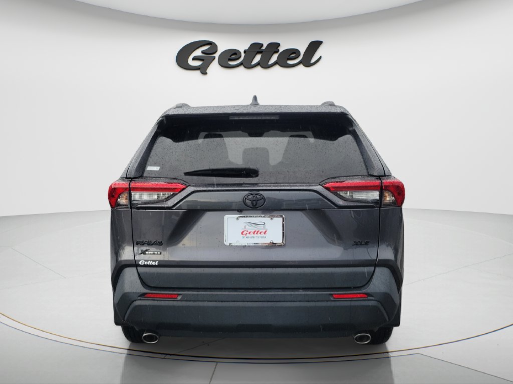 Used 2024 Toyota RAV4 XLE FWD image 6