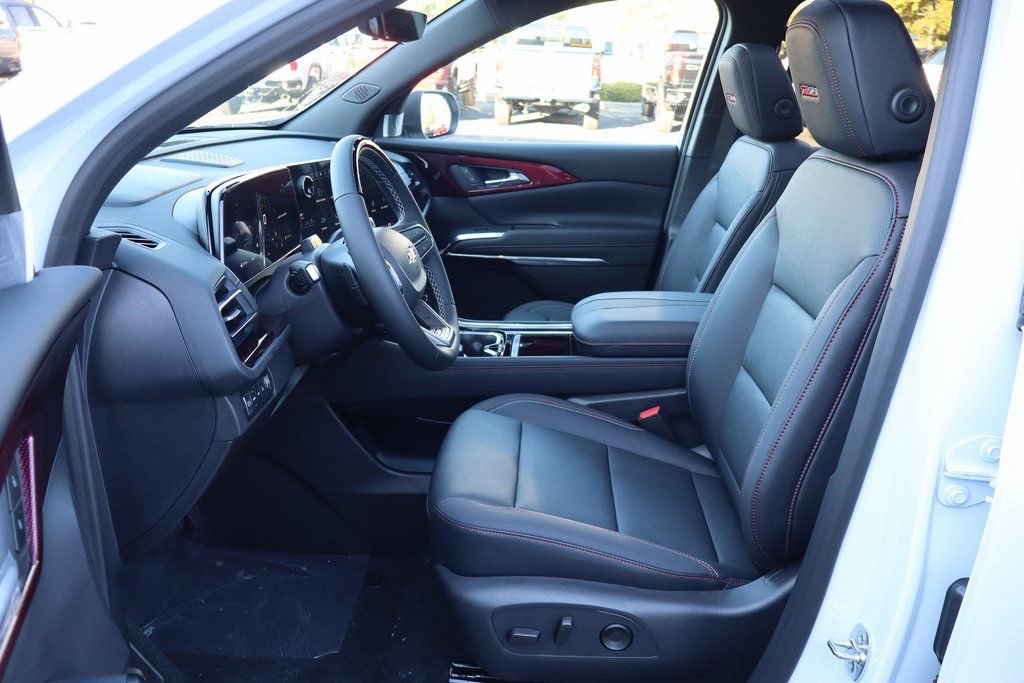 New 2026 Chevrolet Traverse Z71 w/ Enhanced Driving Package image 5