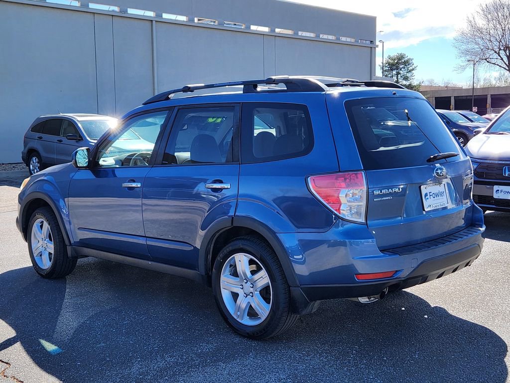 Used 2010 Subaru Forester 2.5X Premium w/ Utility Pkg image 5