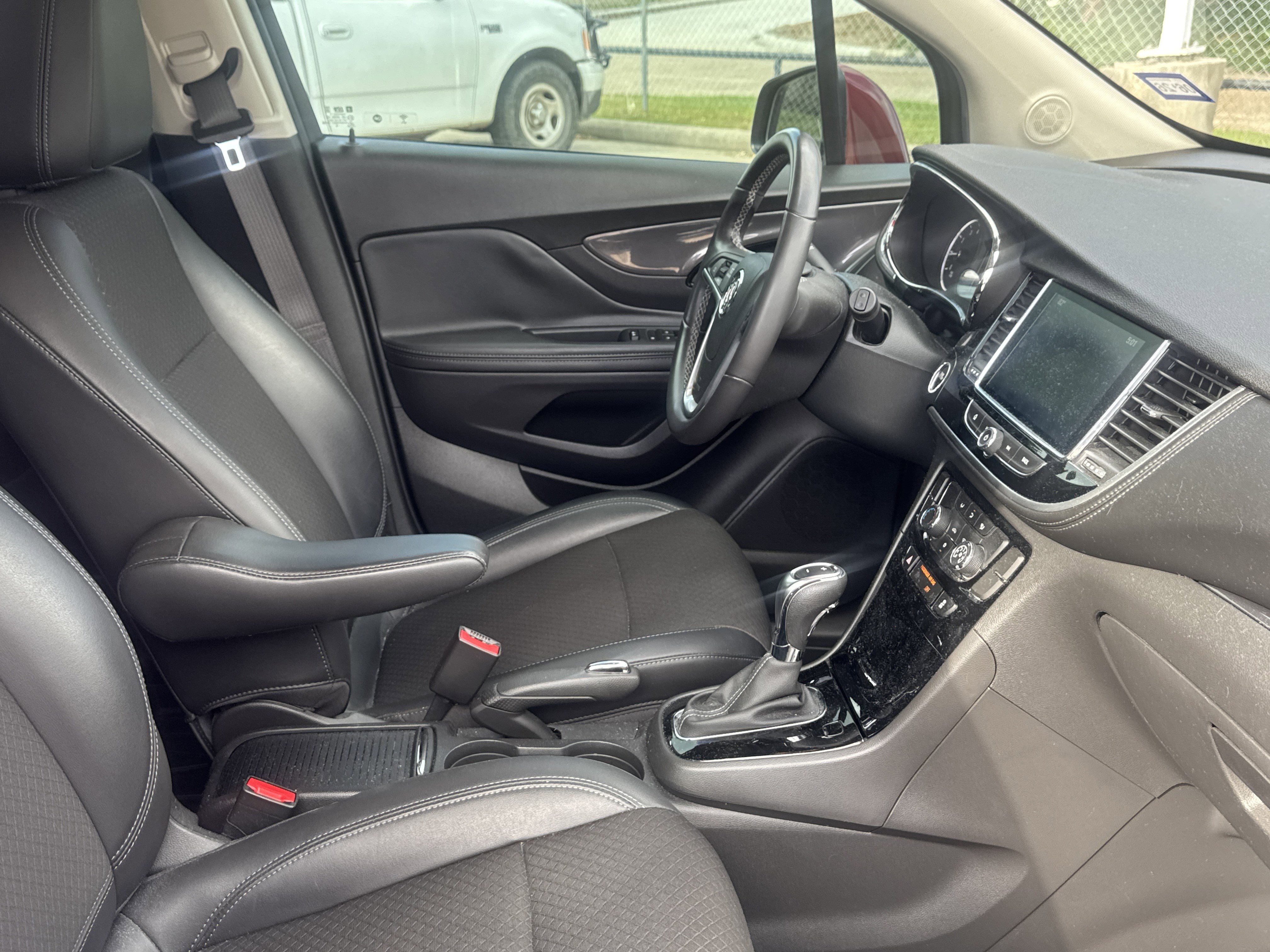 Used 2019 Buick Encore Preferred image 15