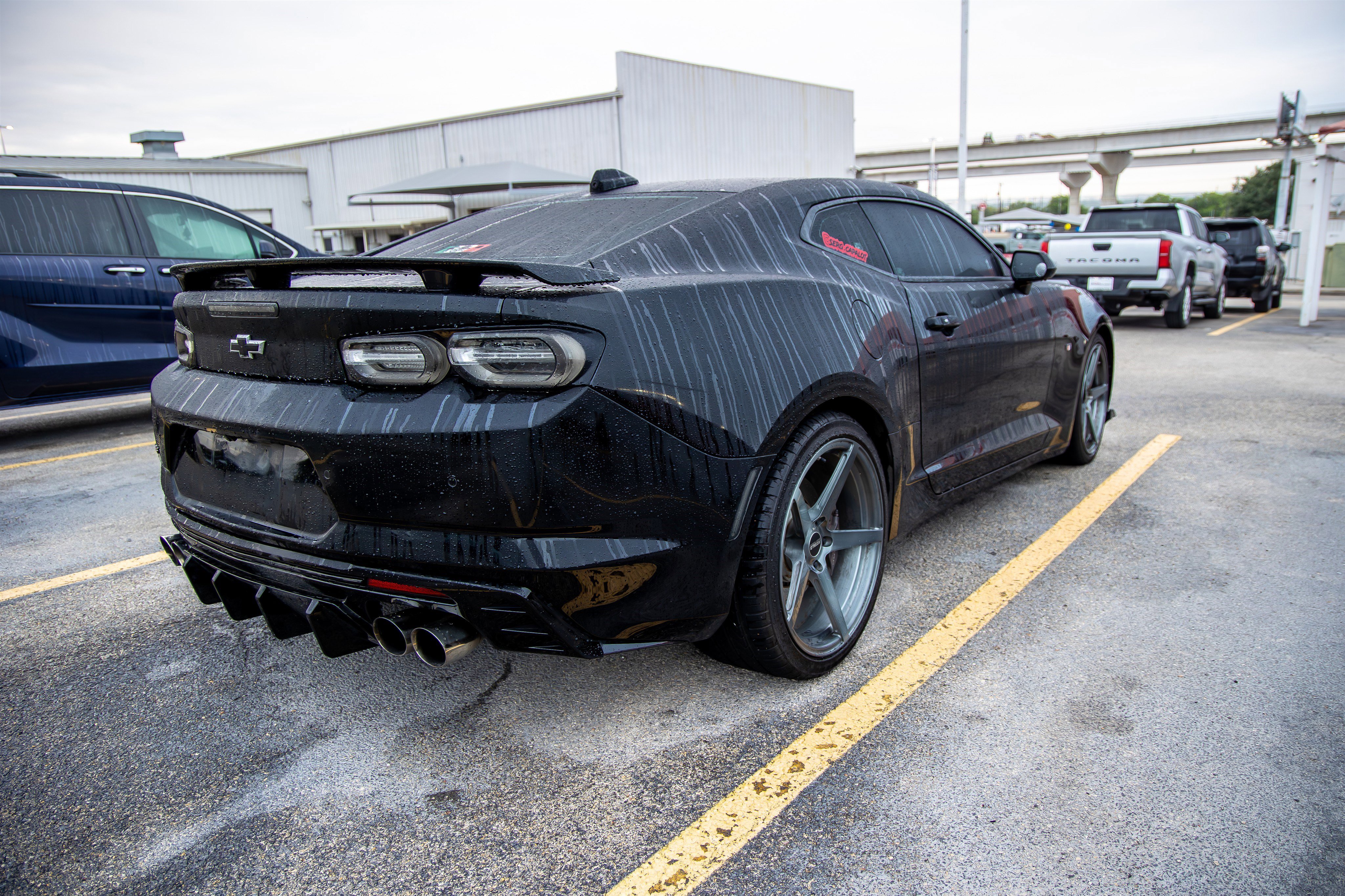 Used 2020 Chevrolet Camaro SS RWD image 10