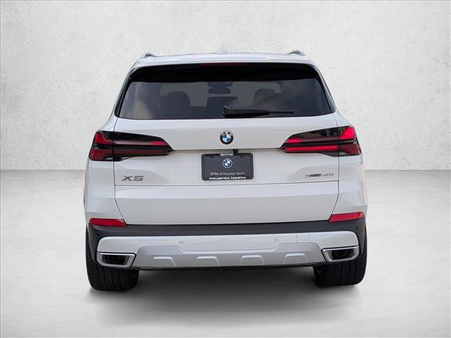 New 2026 BMW X5 sDrive40i w/ Climate Comfort Package RWD image 7