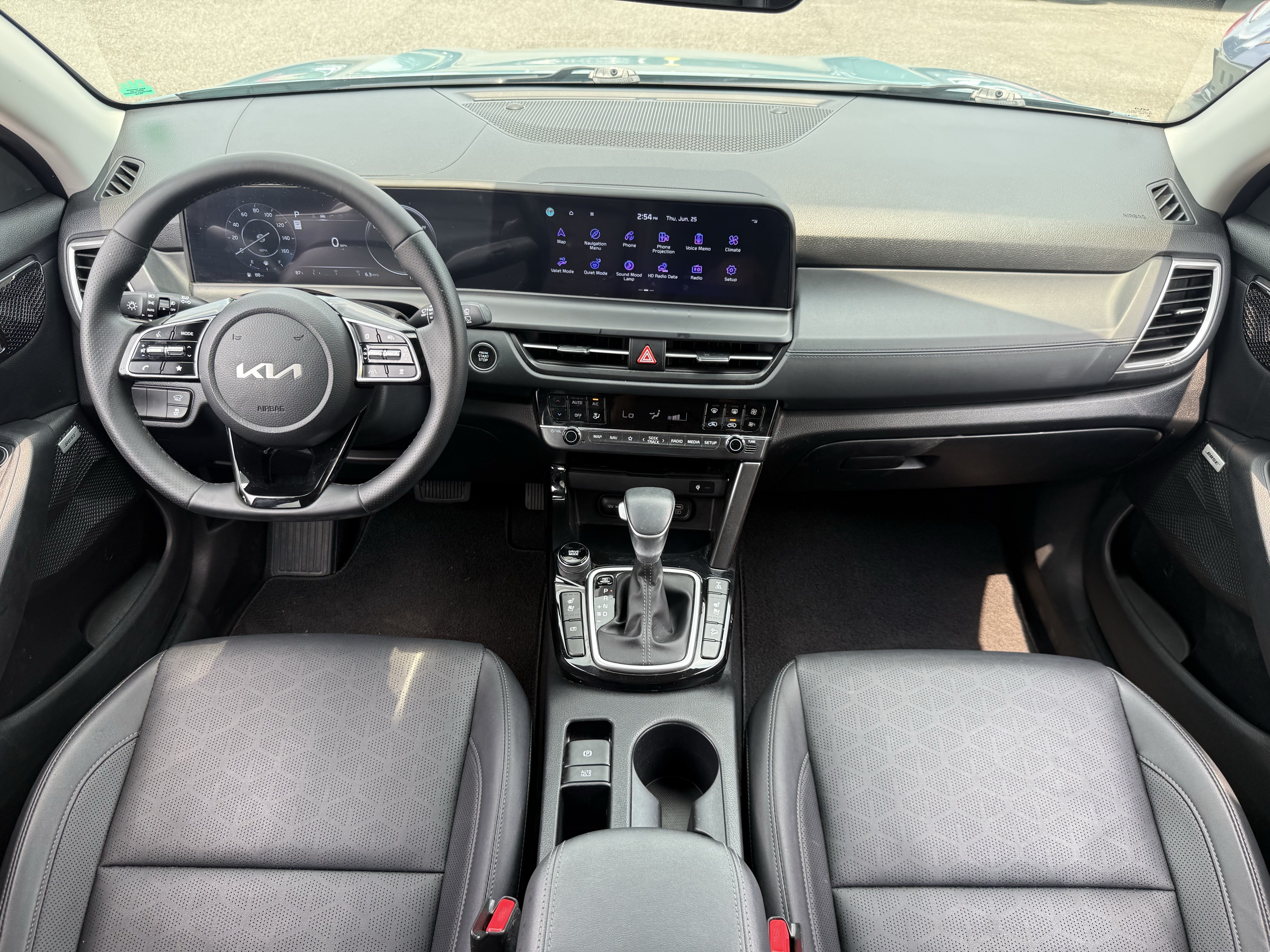 Used 2024 Kia Seltos SX w/ SX Sunroof Package AWD/4WD image 31
