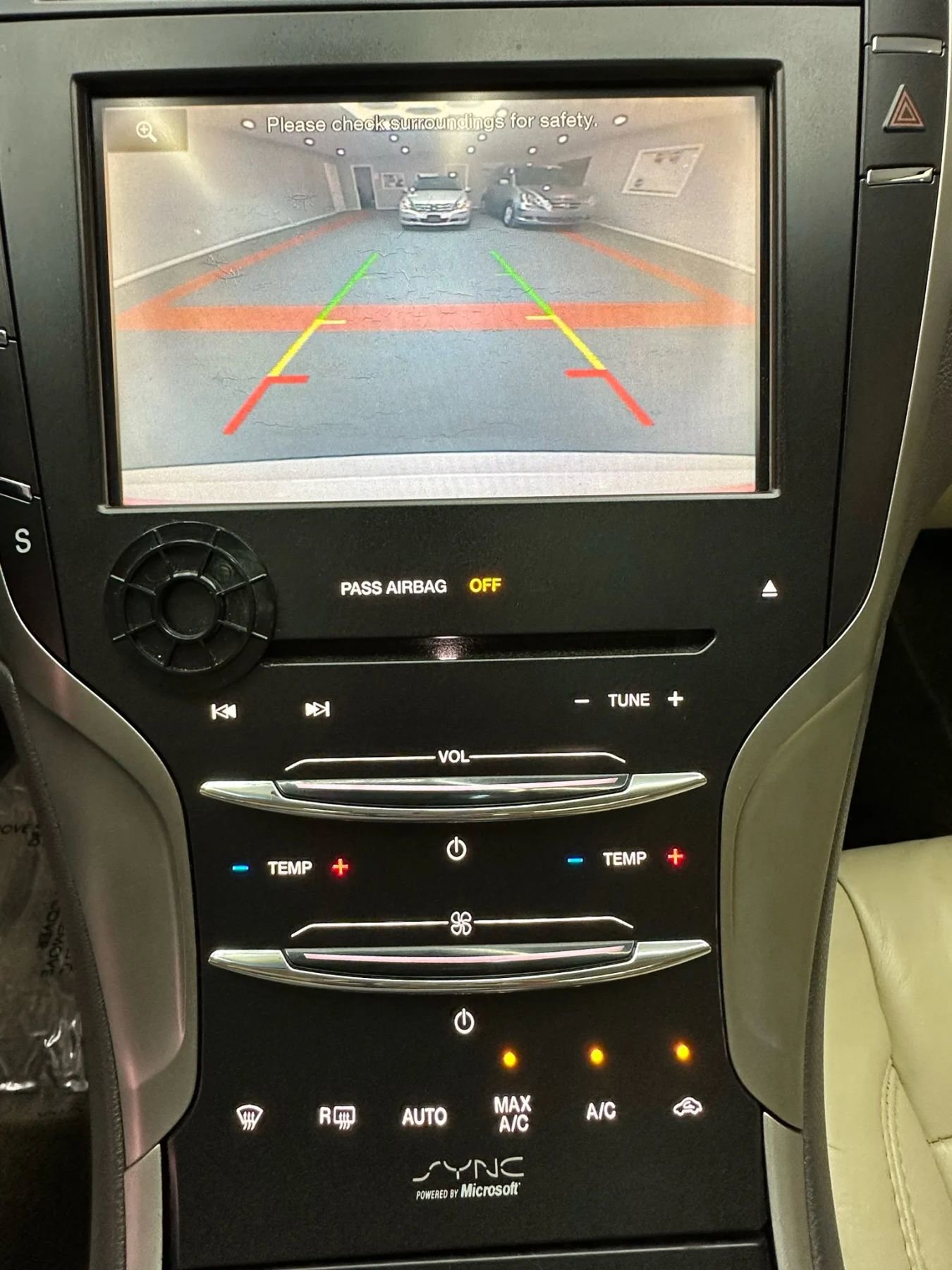 Used 2014 Lincoln MKZ w/ Equipment Group 101A Select image 19