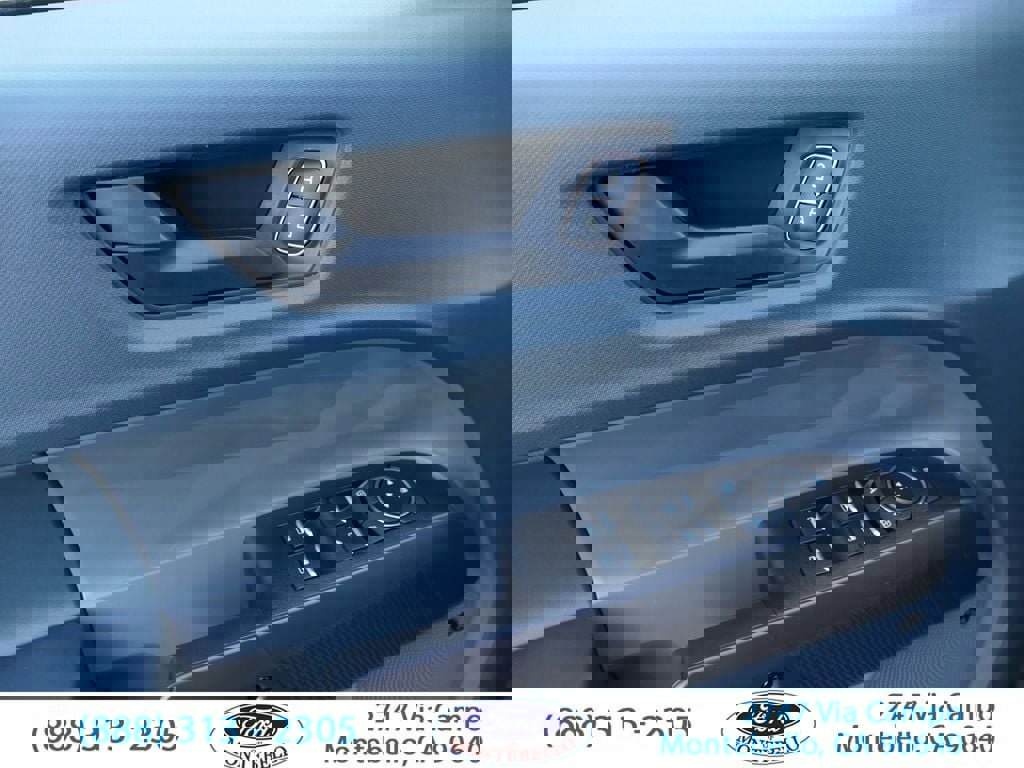 Used 2026 Ford Maverick Lariat w/ Black Appearance Package image 16