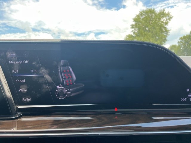 Used 2024 Cadillac Escalade Sport Platinum w/ Heavy-Duty Trailer Package image 35