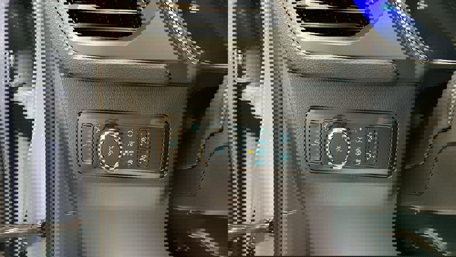 New 2026 Ford Escape Platinum w/ Equipment Group 601A image 38