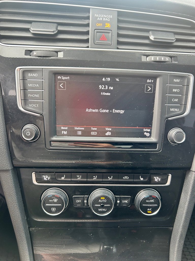 Used 2016 Volkswagen GTI Autobahn w/ Lighting Package (SEL) image 14