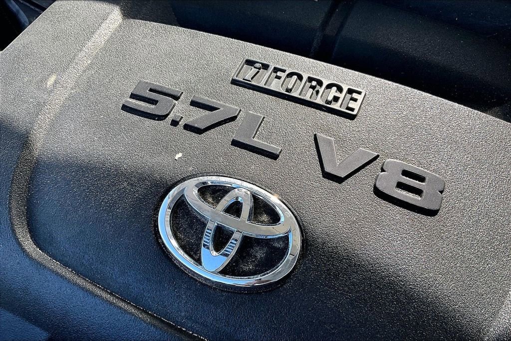 Used 2021 Toyota Sequoia Platinum image 35