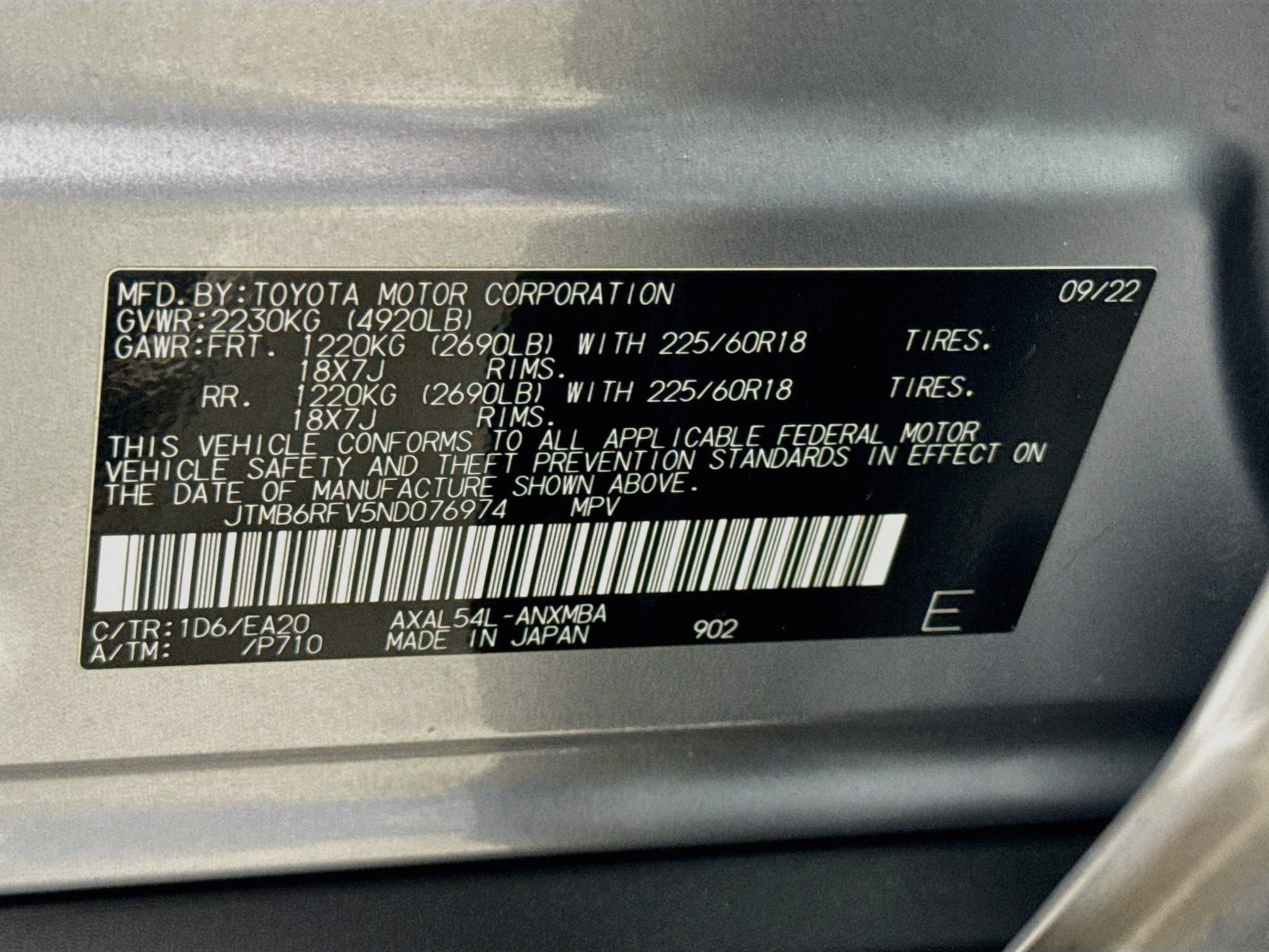 Certified 2022 Toyota RAV4 XLE Premium AWD/4WD image 33