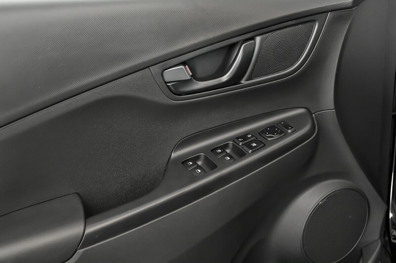 Used 2022 Hyundai Kona N Line AWD/4WD image 12