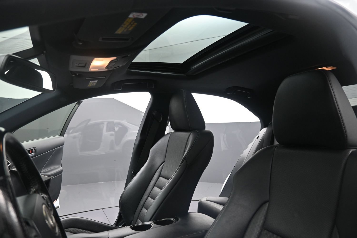 Used 2016 Lexus IS 200t RWD image 19
