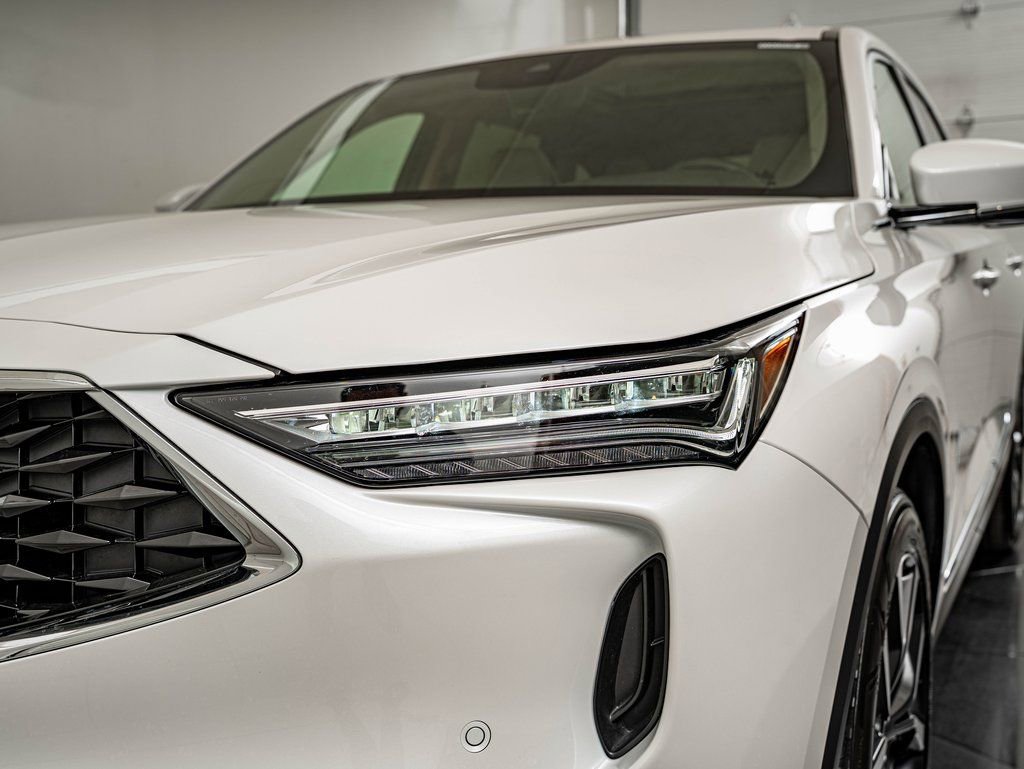 Certified 2023 Acura MDX SH-AWD w/ Technology Package image 16