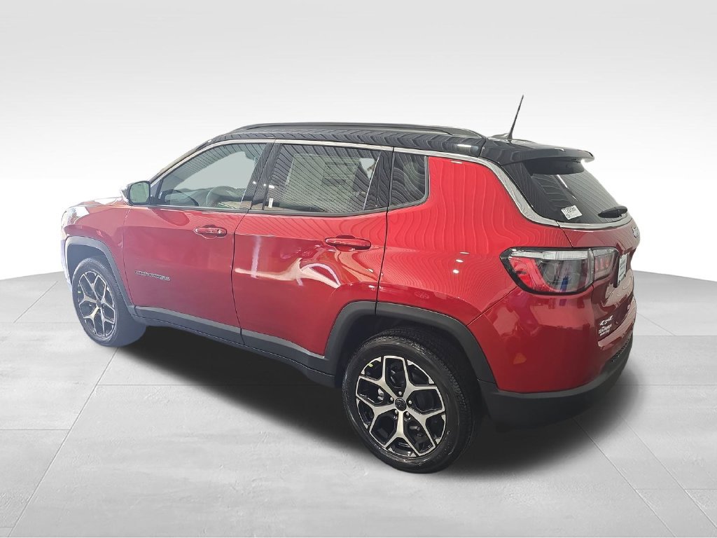 New 2026 Jeep Compass Limited AWD/4WD image 3