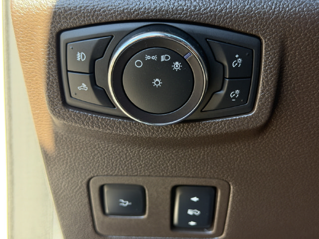 Used 2017 Ford F350 King Ranch AWD/4WD image 36