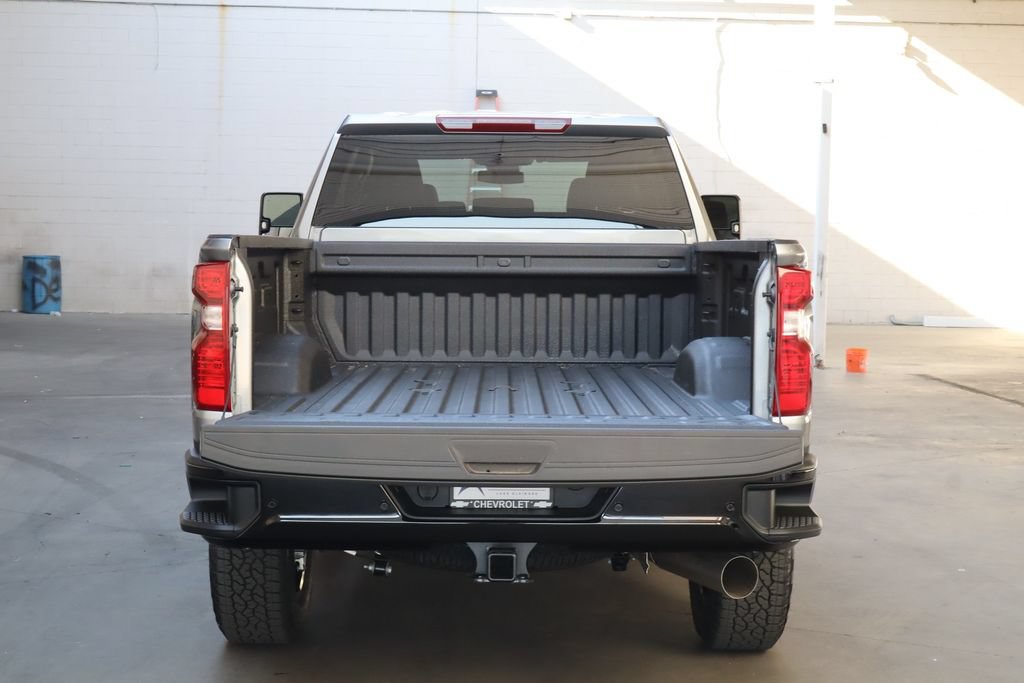 New 2026 Chevrolet Silverado 2500 Custom w/ Custom Value Package AWD/4WD image 31