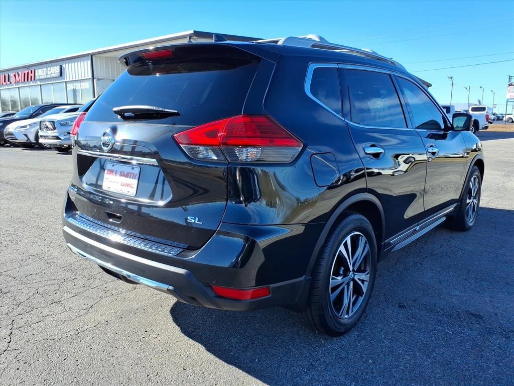 Used 2017 Nissan Rogue SL w/ SL Premium Package image 7