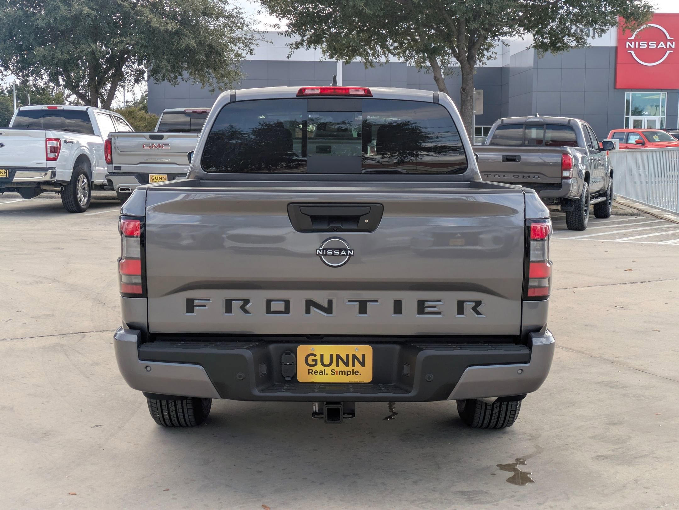 New 2026 Nissan Frontier SV image 4