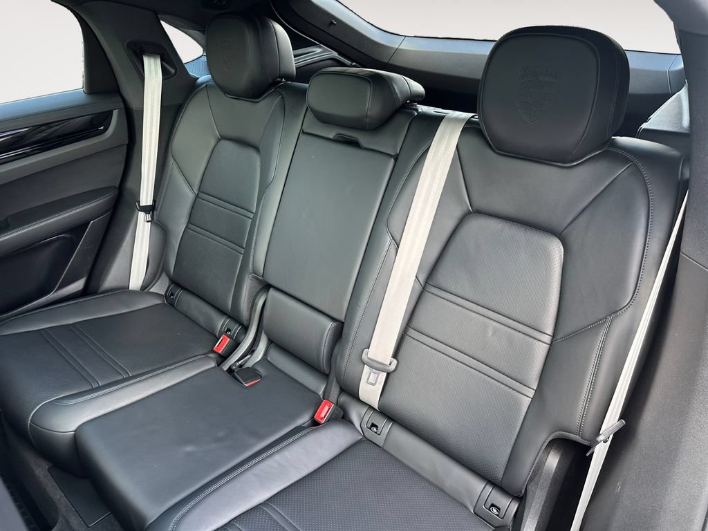 Used 2023 Porsche Cayenne S AWD/4WD image 14