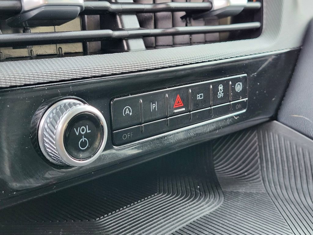 Certified 2025 Ford Explorer ST-Line image 27