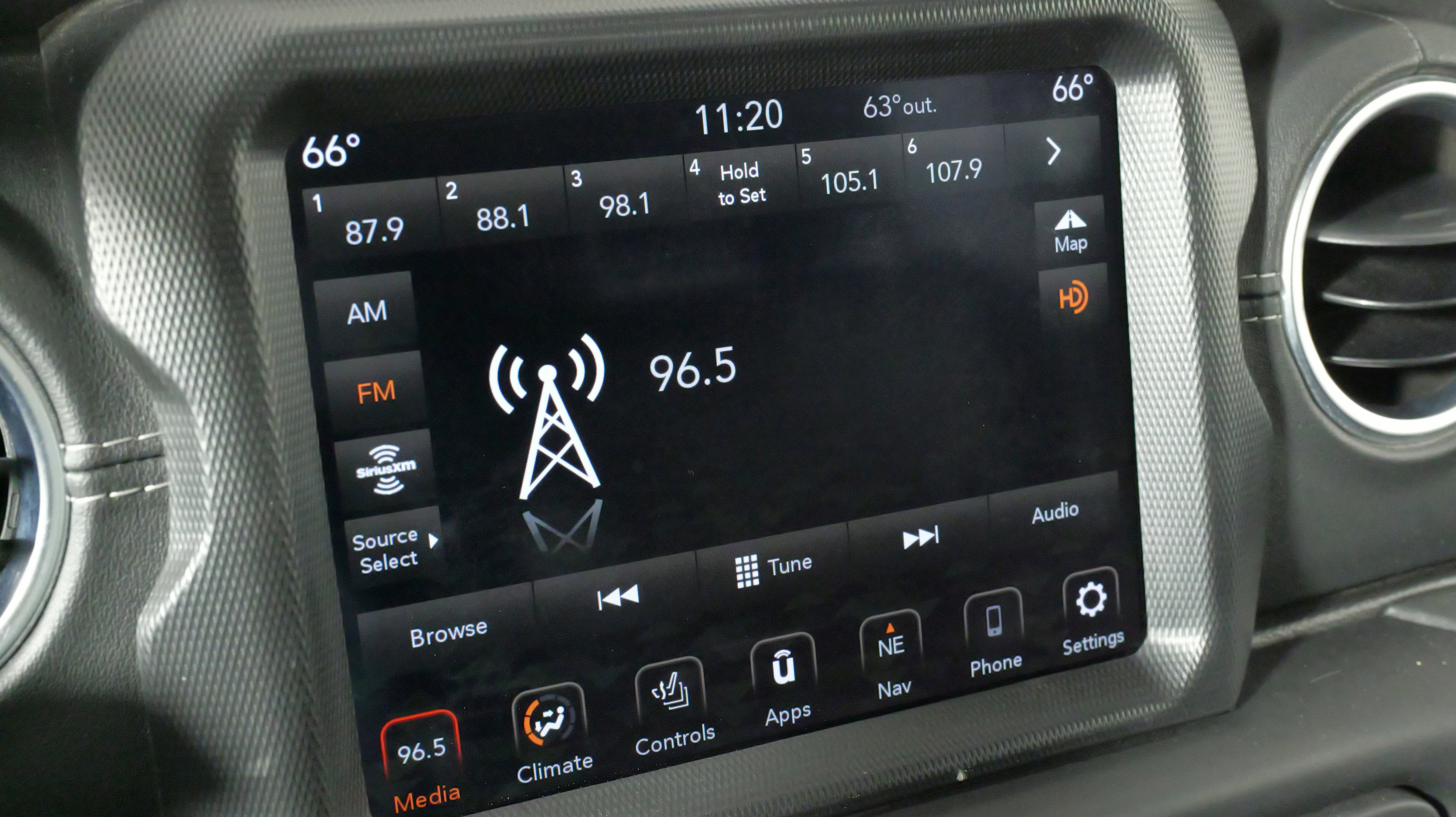 Used 2021 Jeep Wrangler Unlimited Sahara image 47