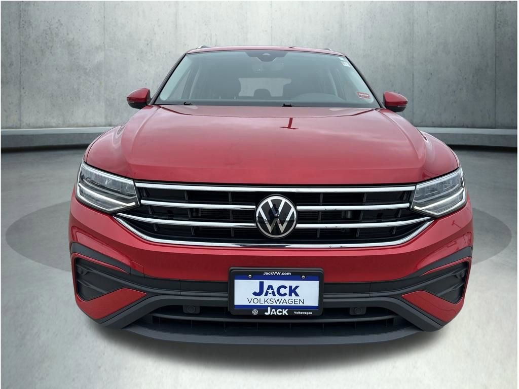 Used 2023 Volkswagen Tiguan SE image 11