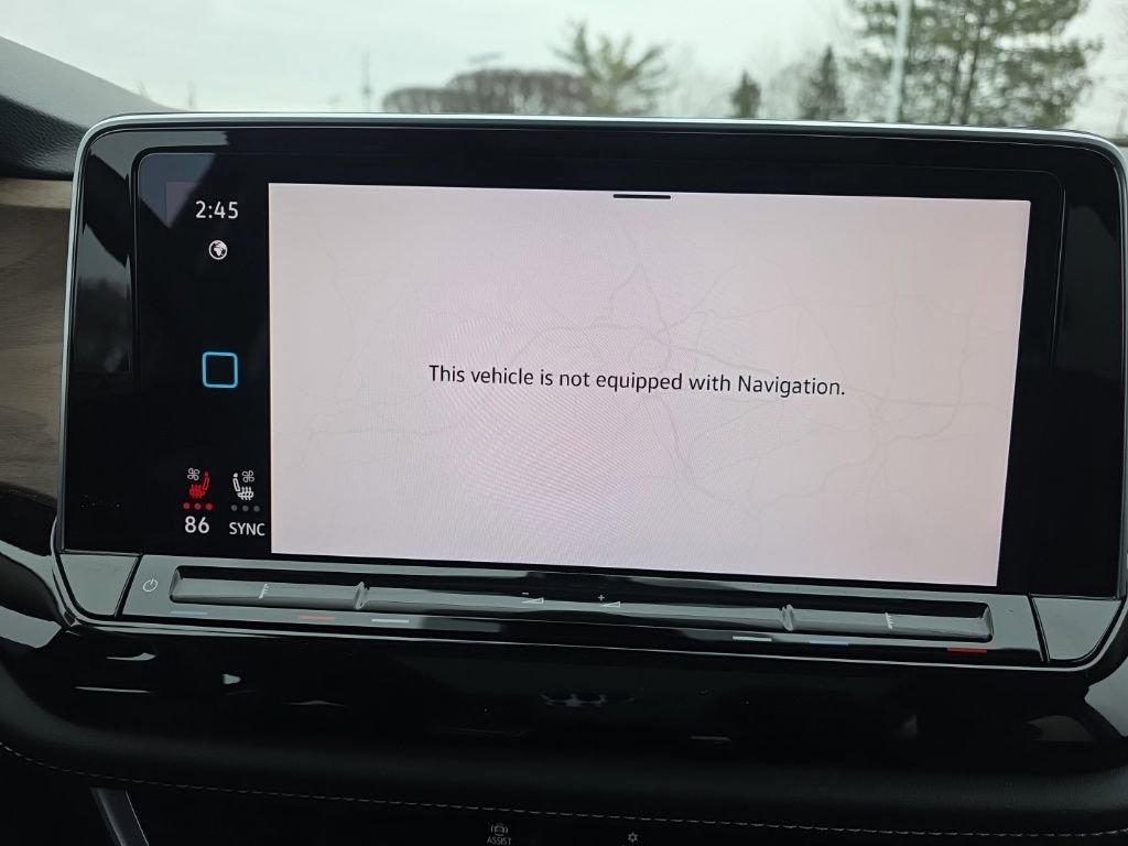 Used 2024 Volkswagen Atlas SE image 16