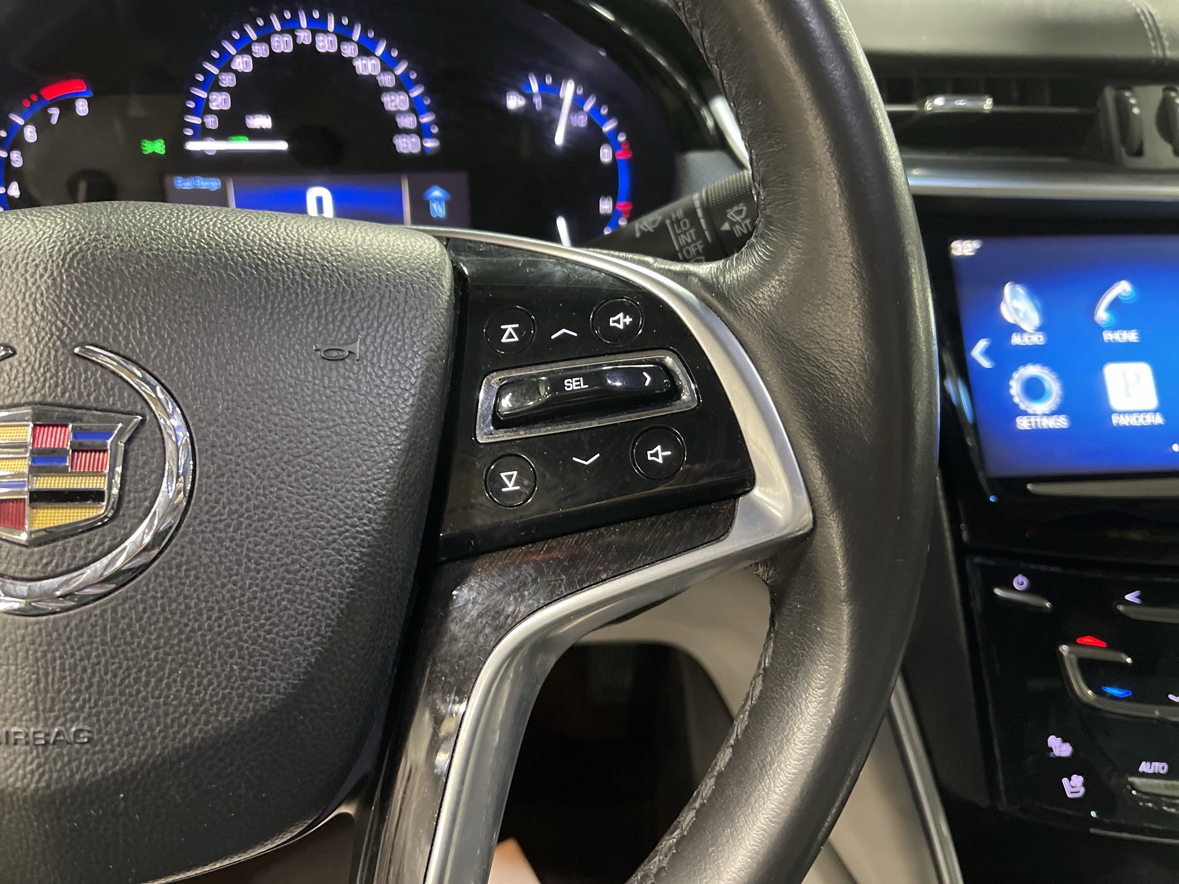 Used 2014 Cadillac XTS Luxury w/ Driver Awareness Package image 19