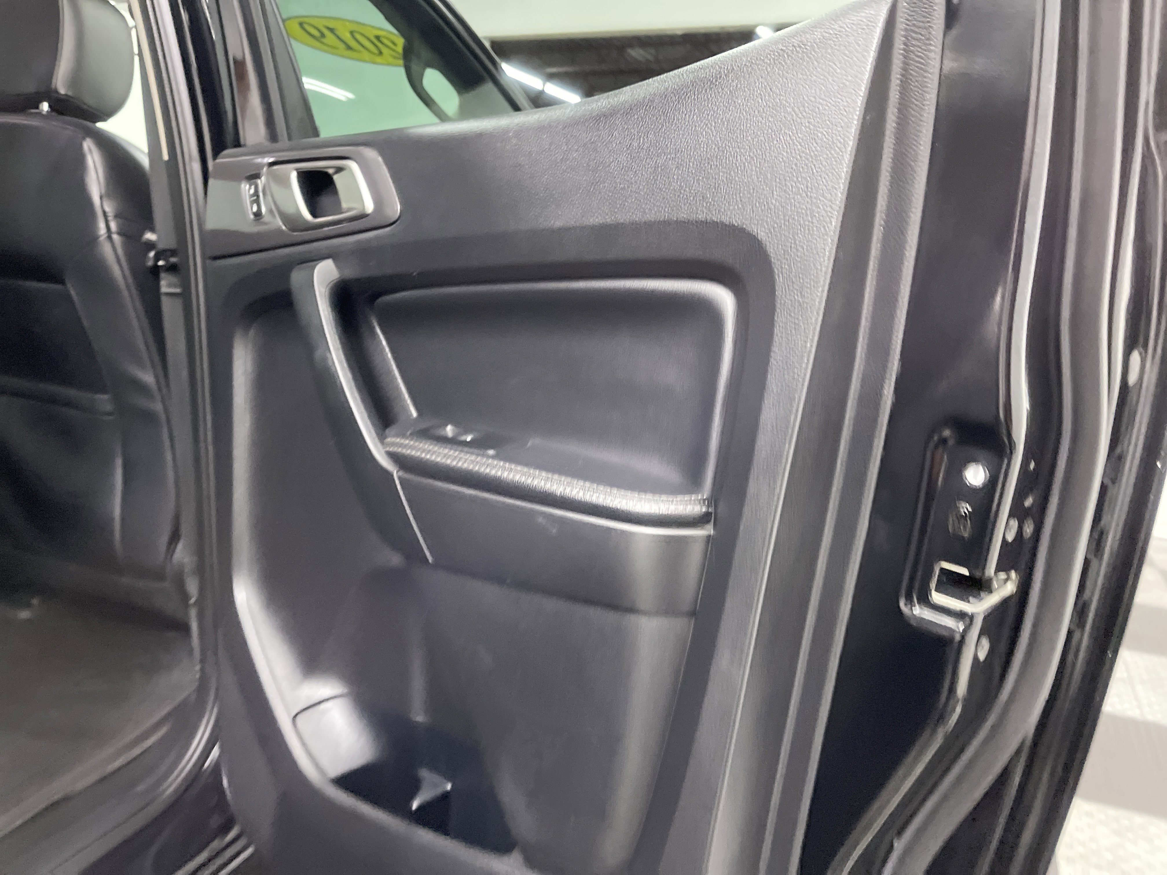 Used 2019 Ford Ranger Lariat w/ FX4 Off-Road Package AWD/4WD image 18