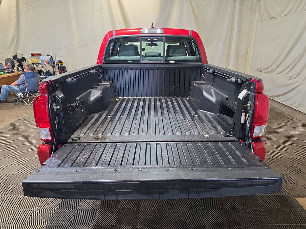 Used 2017 Toyota Tacoma SR w/ Tow Package AWD/4WD image 19