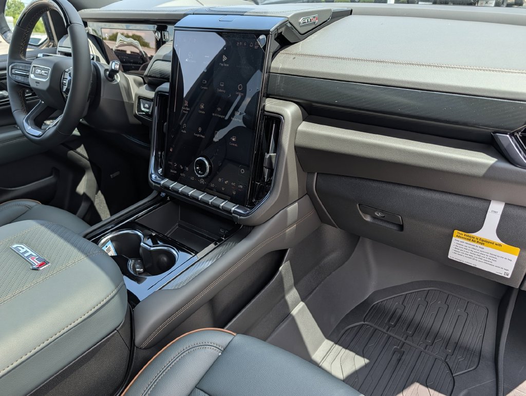 New 2026 GMC Yukon XL AT4 w/ AT4 Premium Plus Package AWD/4WD image 35