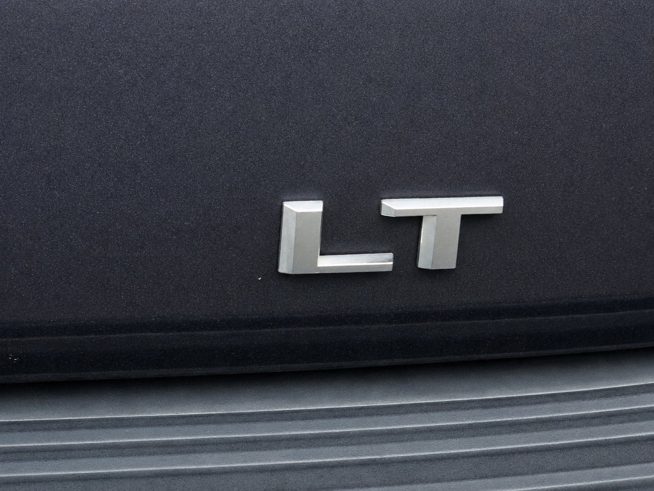 Used 2023 Chevrolet Tahoe LT w/ LT Signature Plus Package AWD/4WD image 7
