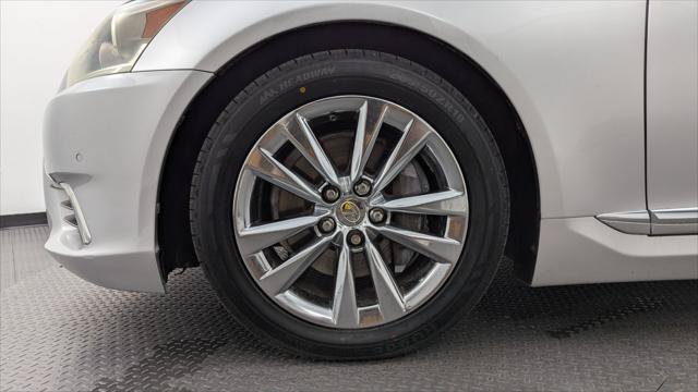 Used 2014 Lexus LS 460 w/ Comfort Package RWD image 29