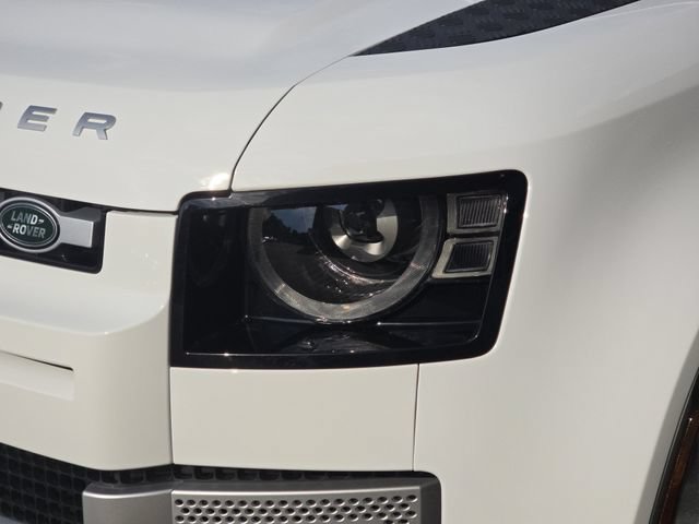 Certified 2025 Land Rover Defender 110 S AWD/4WD image 32